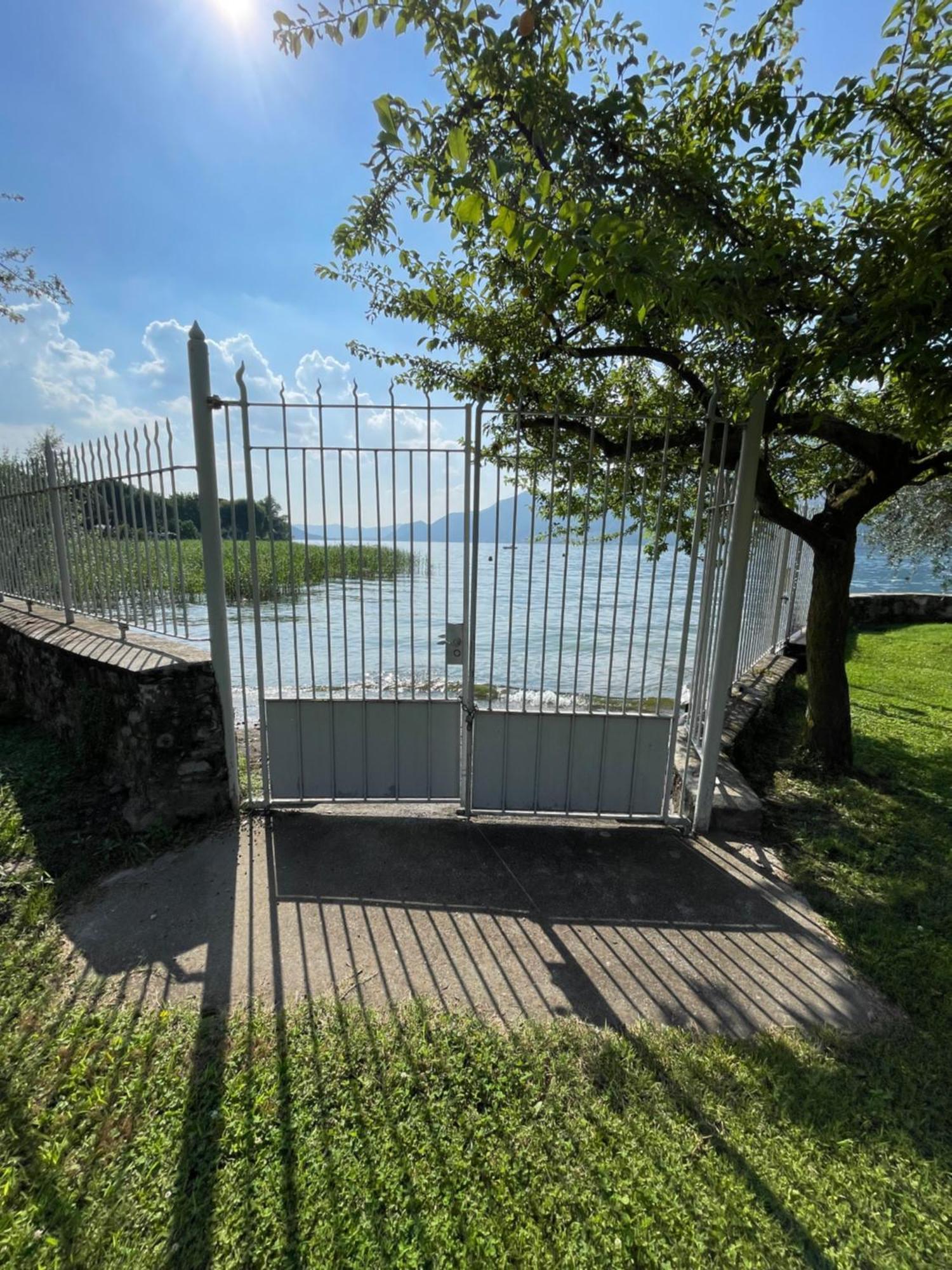 Villa Franca Pilzone Luaran gambar